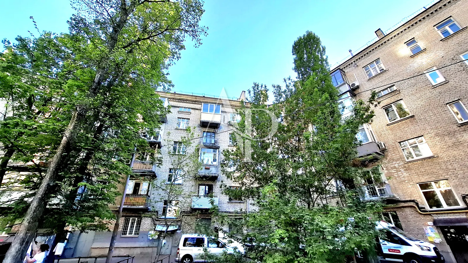 Продажа 3-комнатной квартиры 100 м², Митрополита Василия Липковского ул., 40