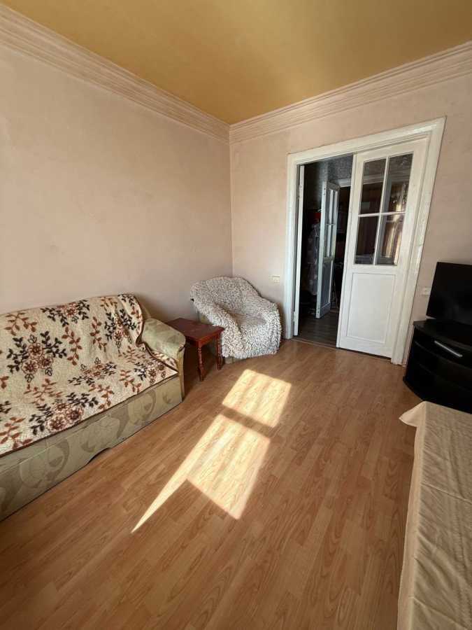 Продажа 3-комнатной квартиры 73 м², Боброва ул., 21А