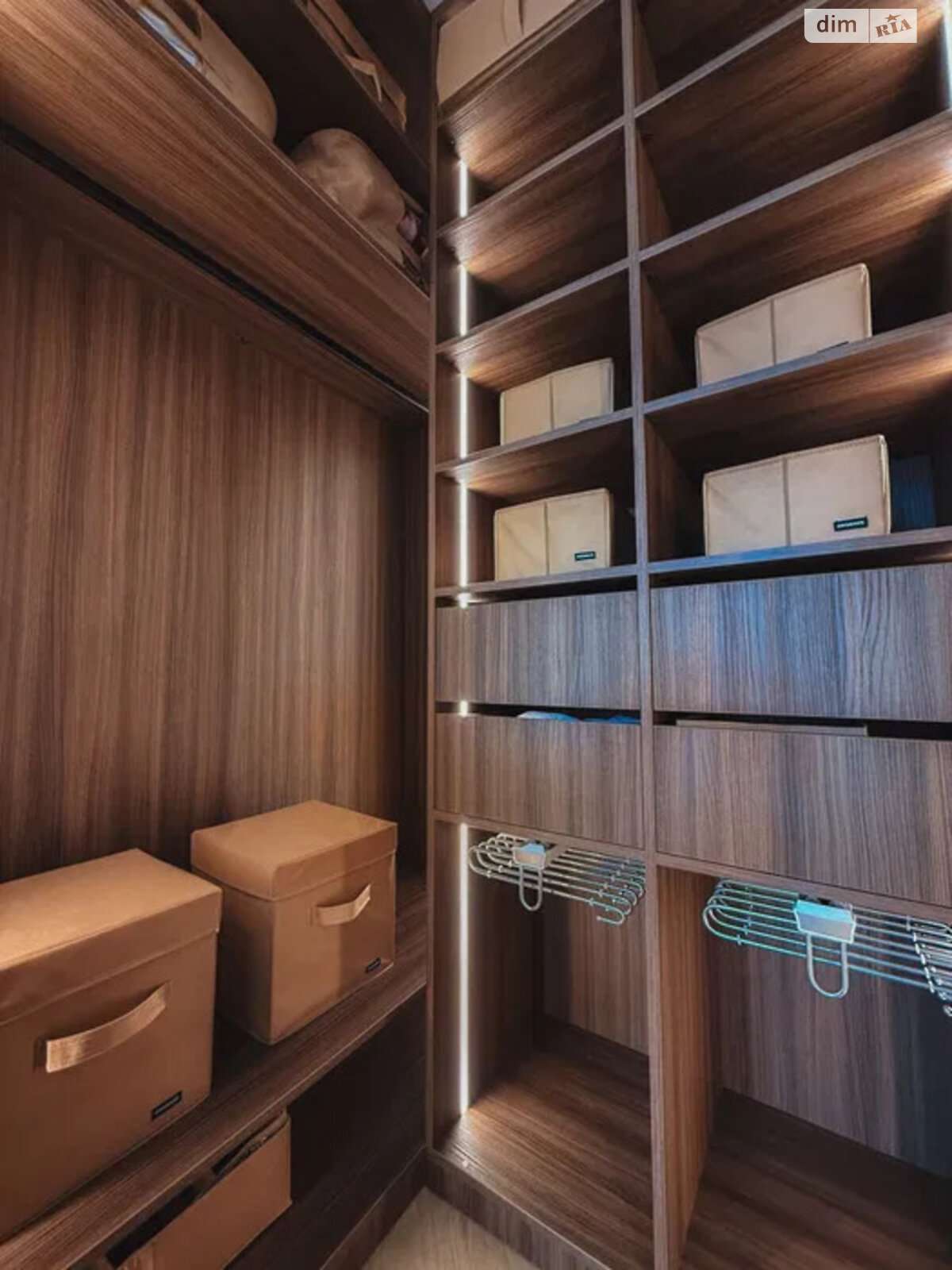 Продажа 2-комнатной квартиры 68 м², Каховская ул., 62А