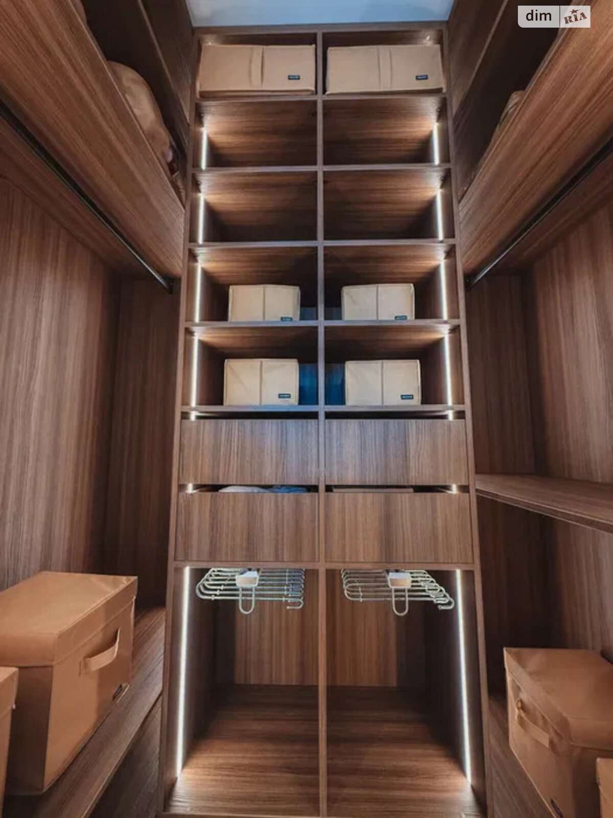 Продажа 2-комнатной квартиры 68 м², Каховская ул., 62А
