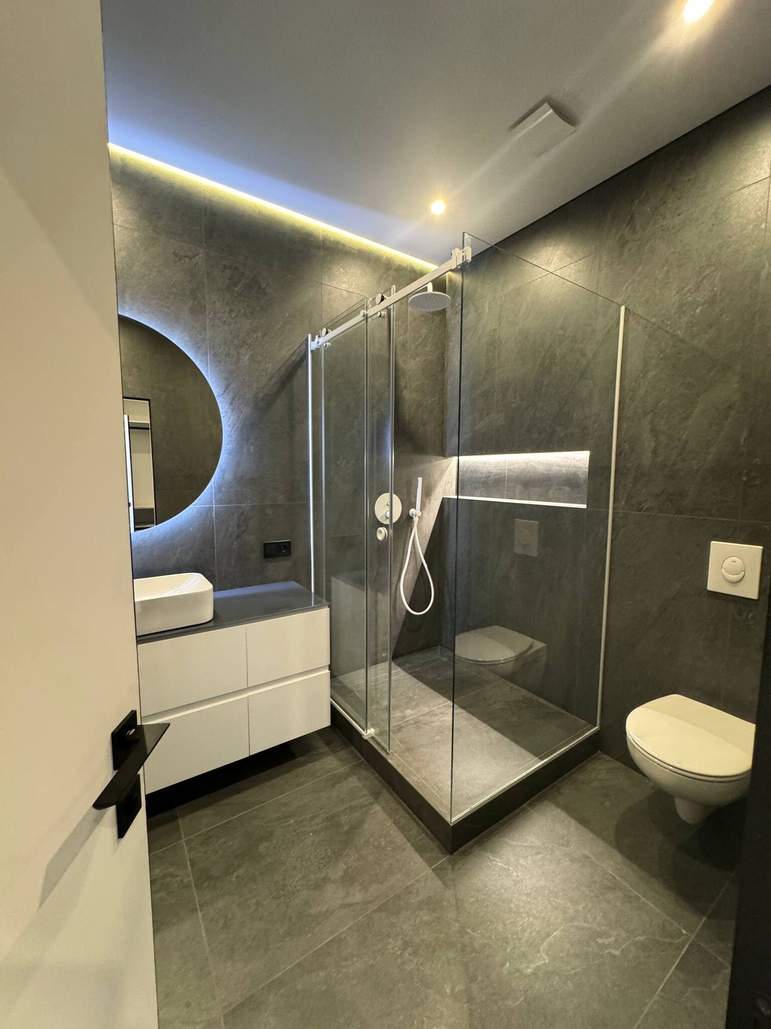 Аренда 3-комнатной квартиры 100 м², Гагарина просп.