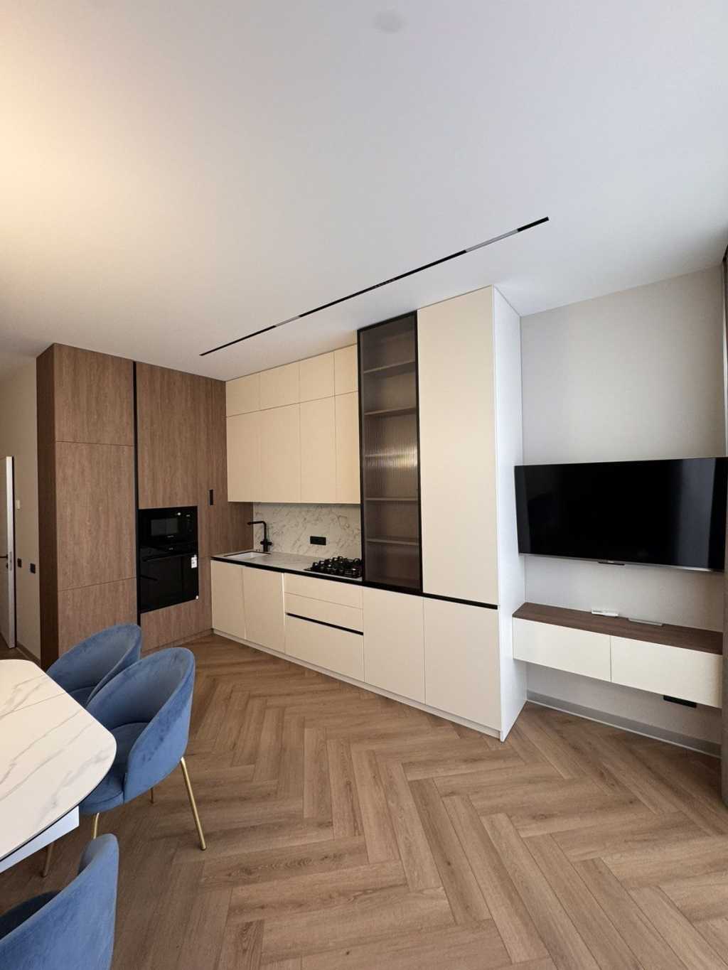 Продажа 2-комнатной квартиры 65 м², Метрологическая ул., 31