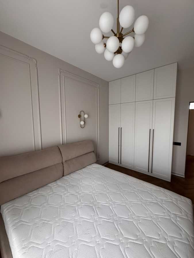 Продажа 2-комнатной квартиры 65 м², Метрологическая ул., 31