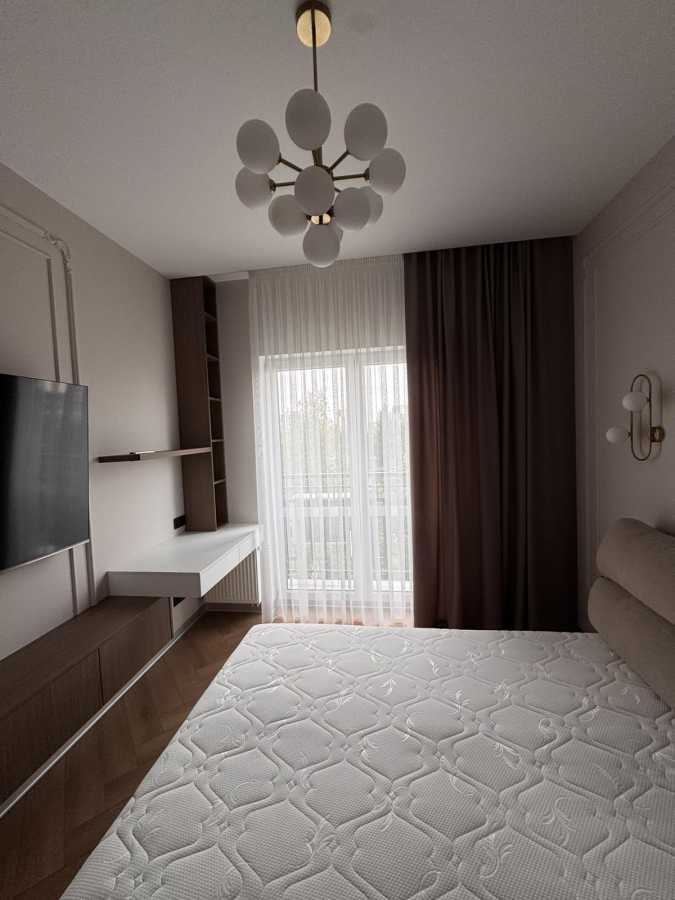 Продажа 2-комнатной квартиры 65 м², Метрологическая ул., 31