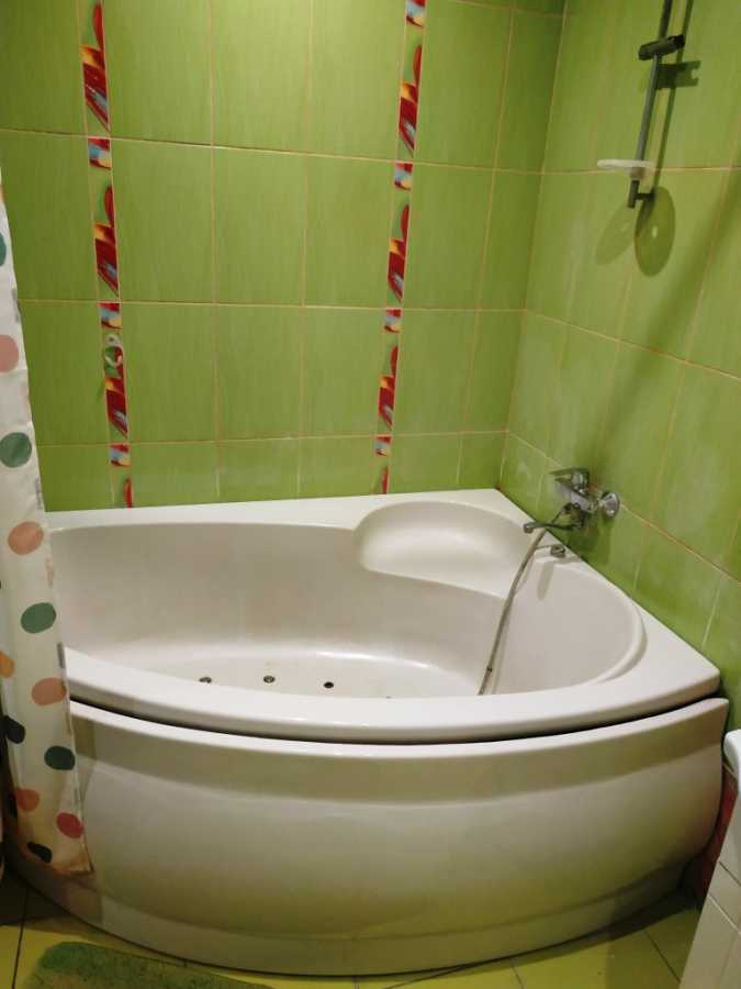 Оренда 2-кімнатної квартири 60 м², Бориспільська вул., 6