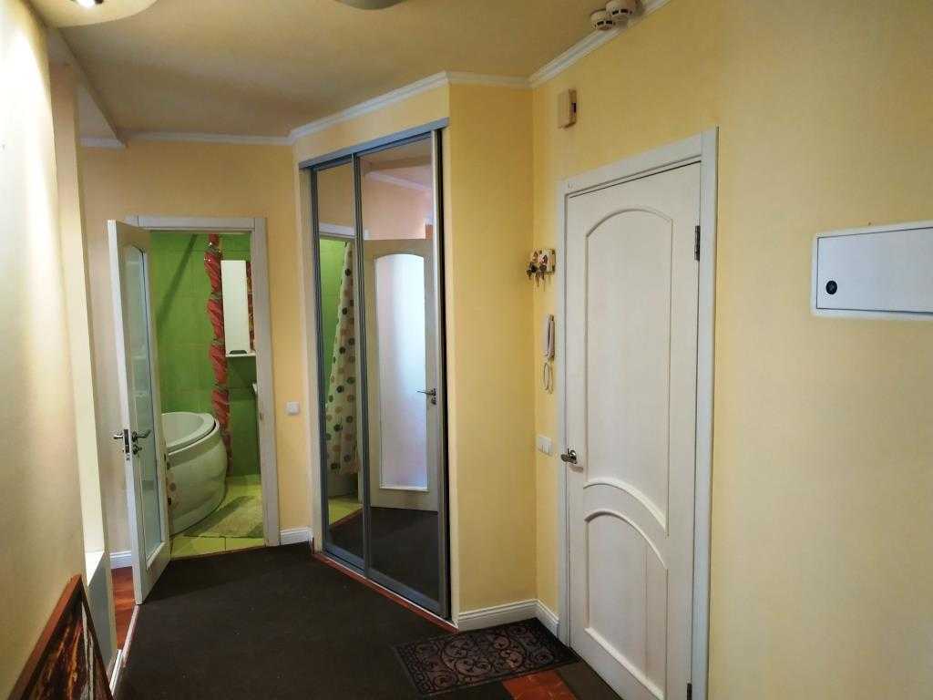Оренда 2-кімнатної квартири 60 м², Бориспільська вул., 6