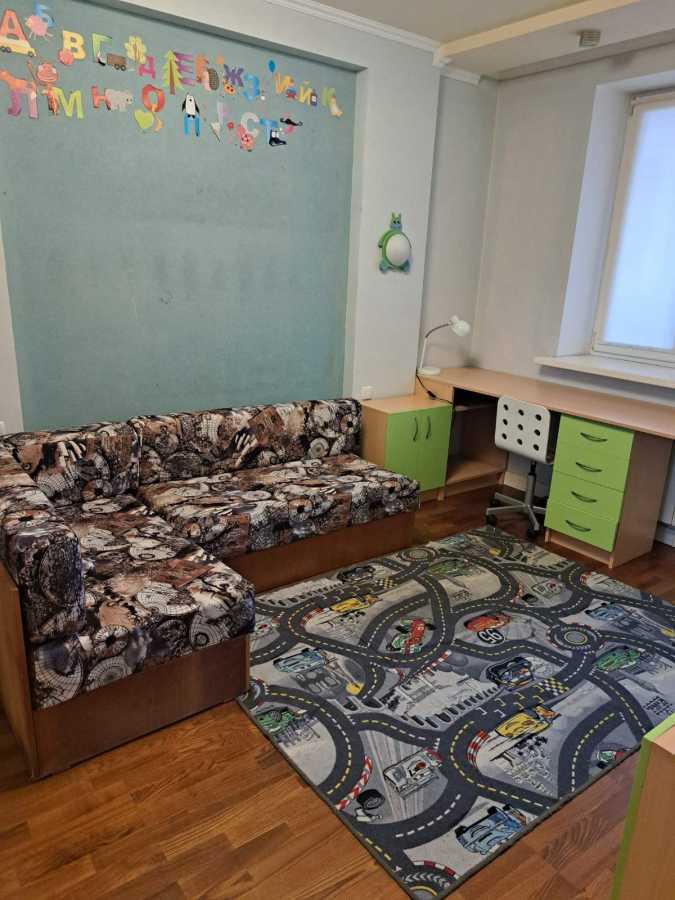Оренда 2-кімнатної квартири 60 м², Бориспільська вул., 6