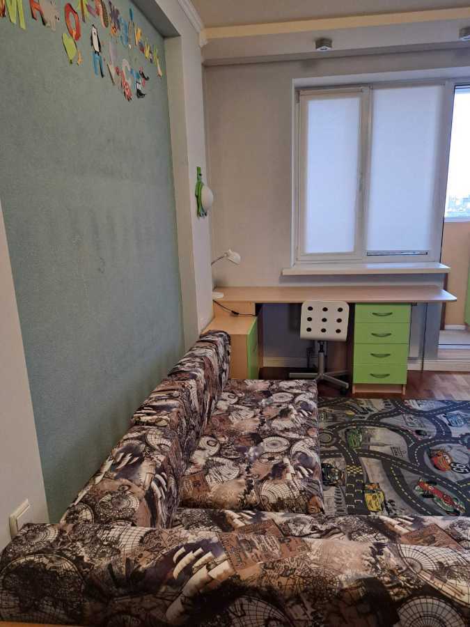 Оренда 2-кімнатної квартири 60 м², Бориспільська вул., 6