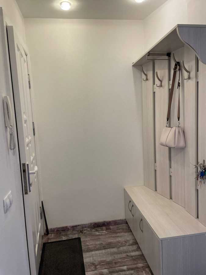 Продажа 3-комнатной квартиры 63 м², Набережная Победы ул., 98