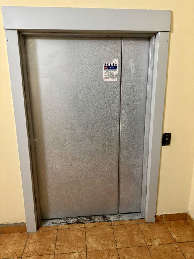 Продажа 1-комнатной квартиры 42.6 м², Олевская ул., 7