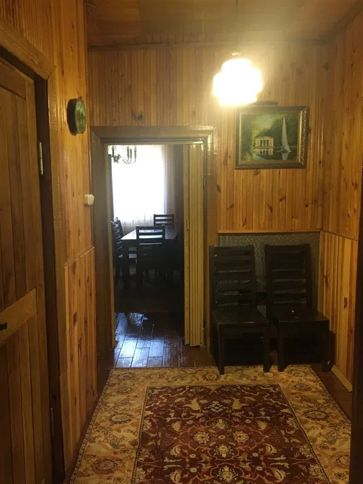Оренда будинку 200 м²