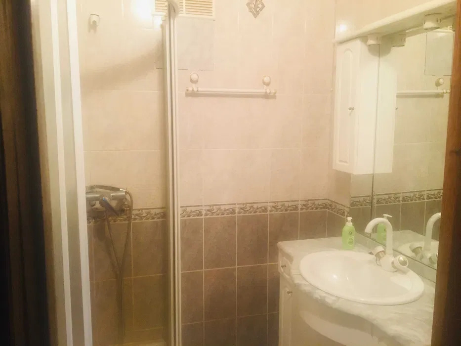 Оренда будинку 200 м²