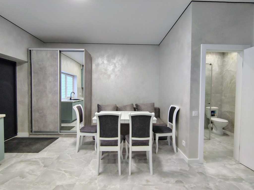 Продаж 1-кімнатної квартири 55 м², Бузкова