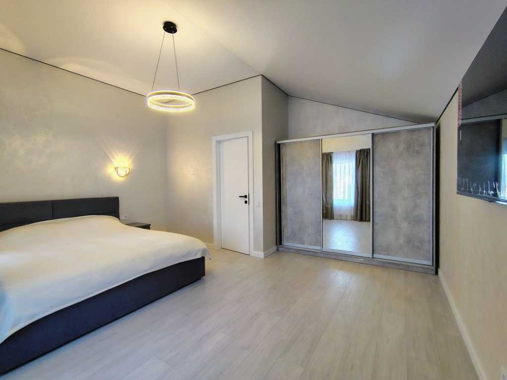 Продаж 1-кімнатної квартири 55 м², Бузкова