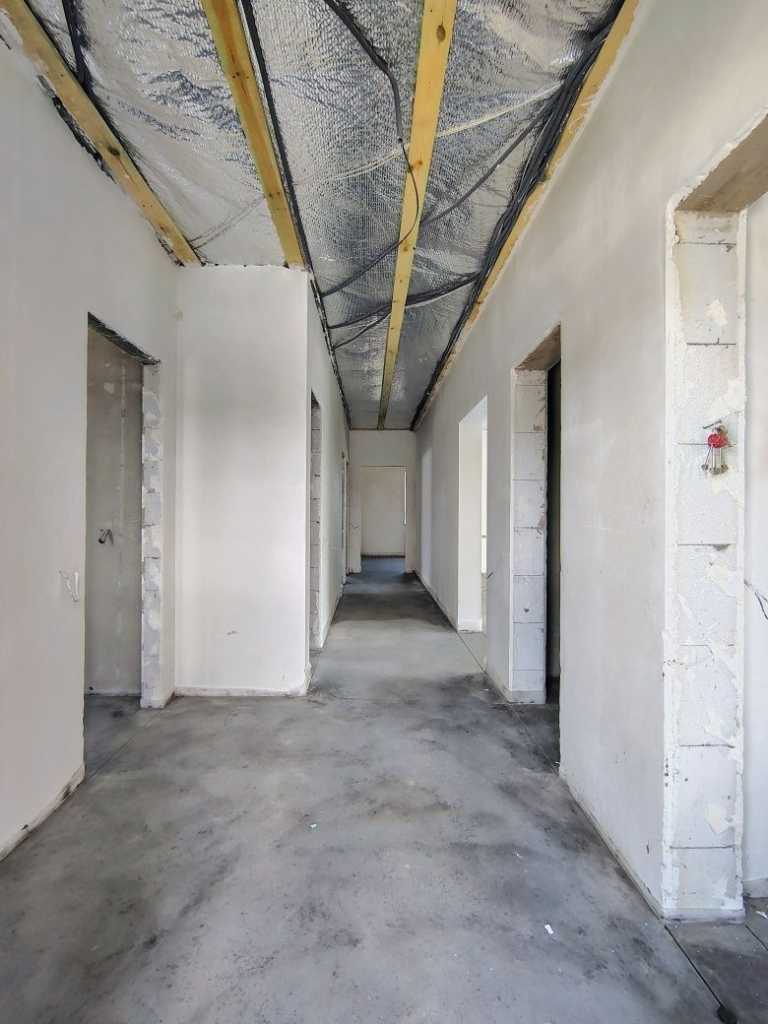 Продаж 3-кімнатної квартири 120 м², Авіаторів