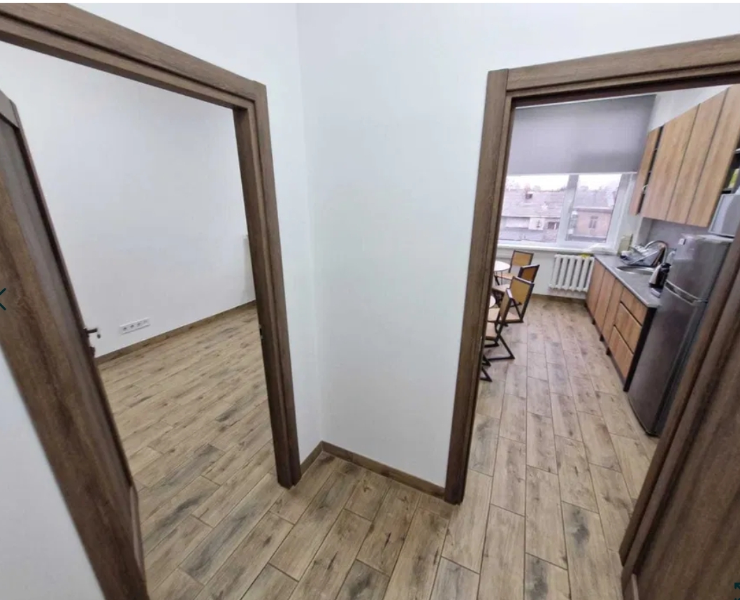 Оренда офісу 584 м², Велика Арнаутська вул.