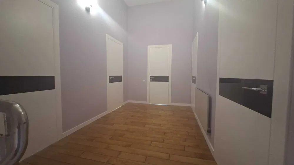 Оренда будинку 175 м², Постова вул.