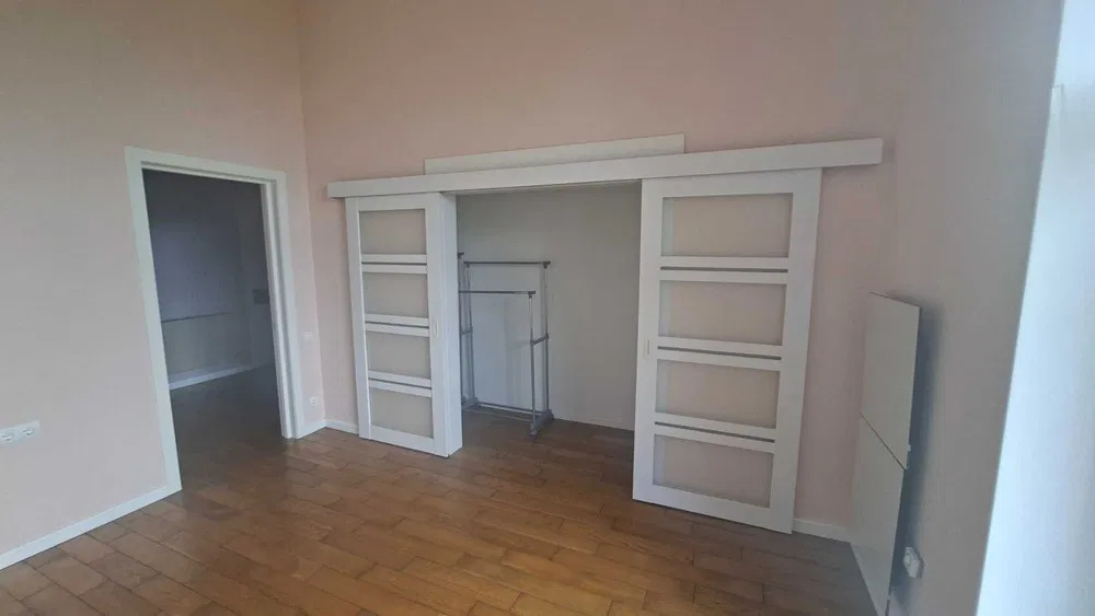 Оренда будинку 175 м², Постова вул.