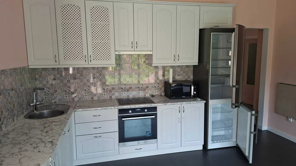 Оренда будинку 175 м², Постова вул.