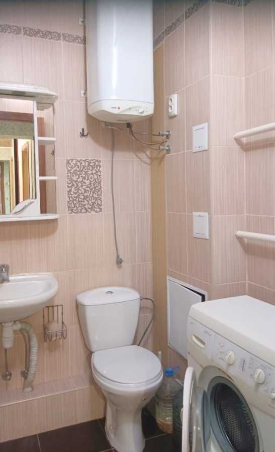 Продаж 1-кімнатної квартири 43.3 м², Урлівська вул., 38А