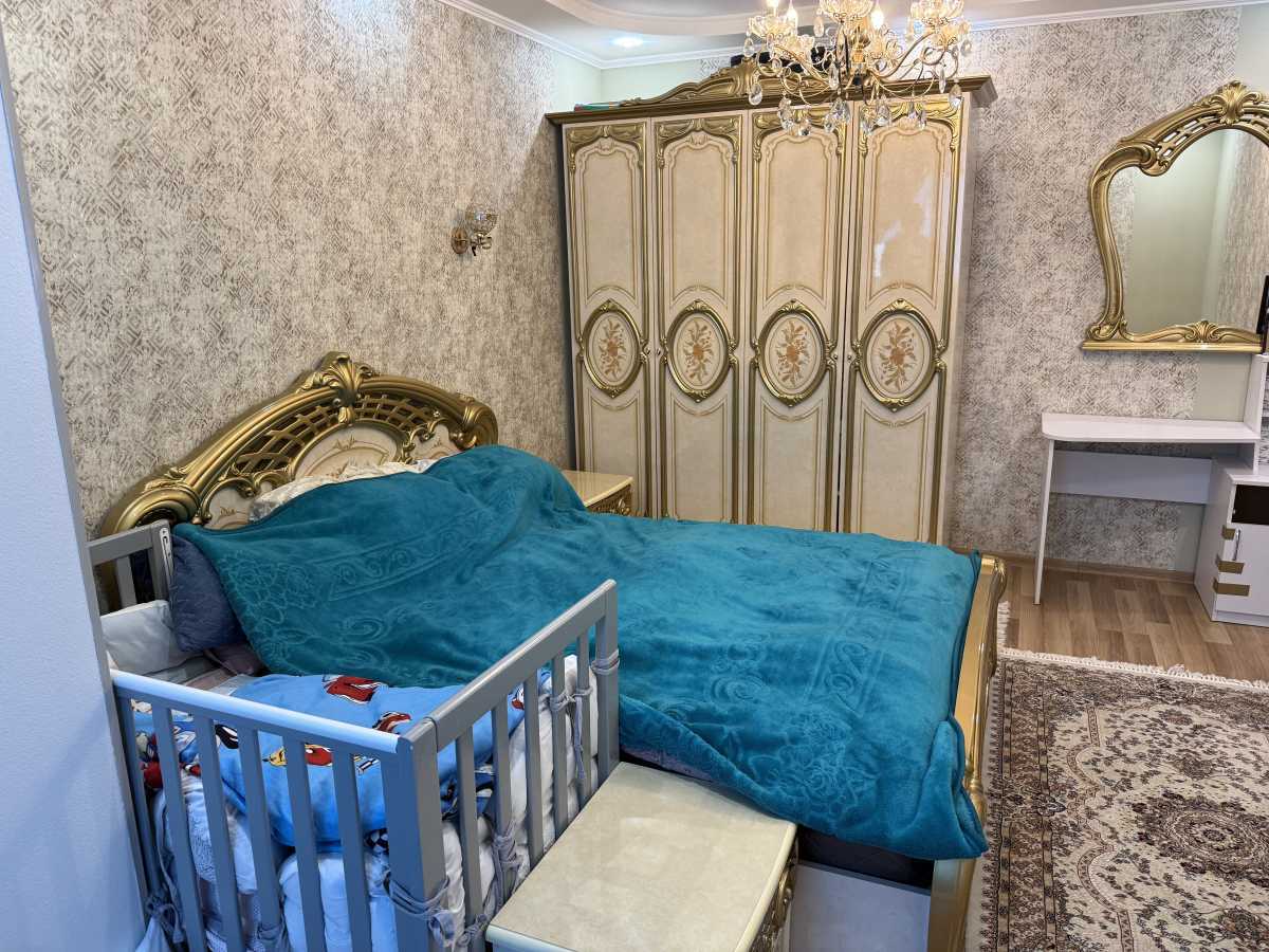 Продажа 3-комнатной квартиры 81 м², Ревуцкого ул., 19/1