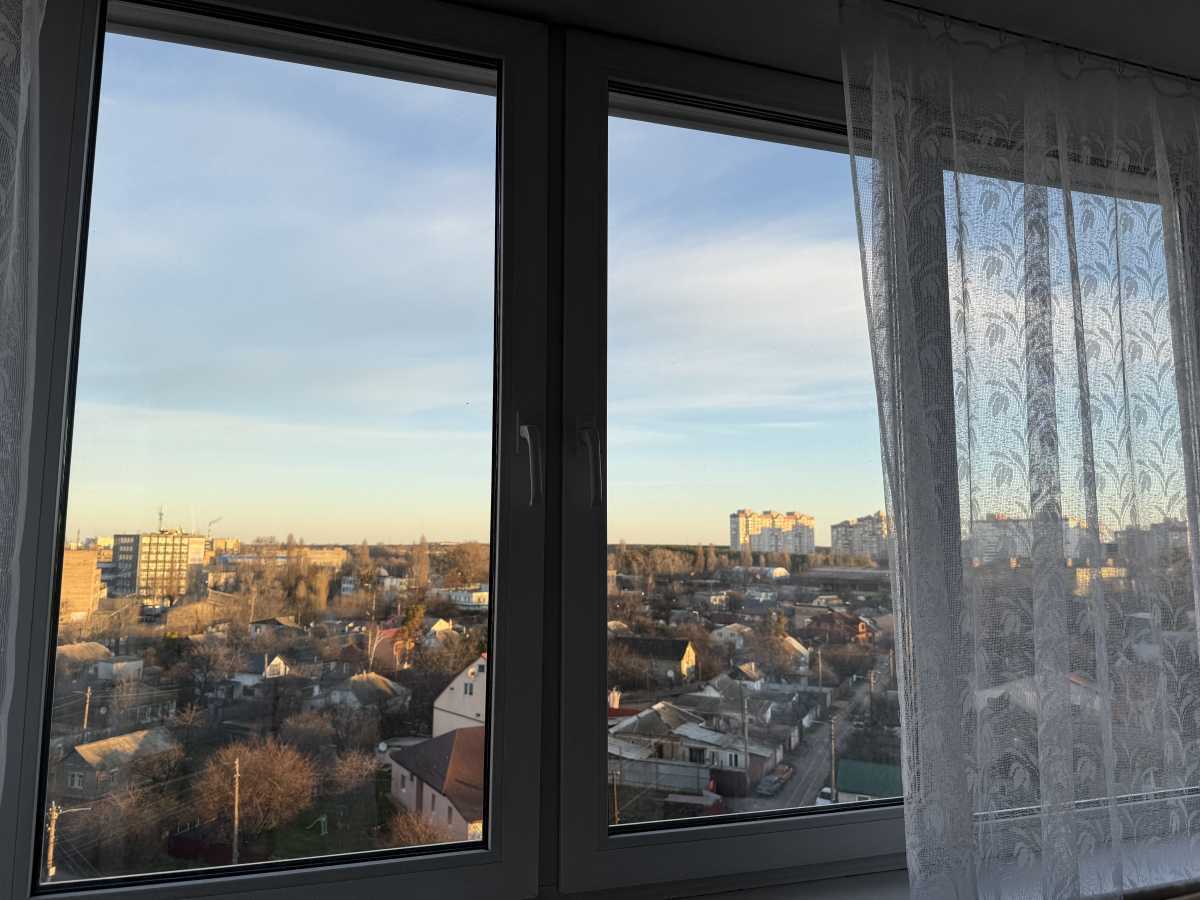 Продажа 3-комнатной квартиры 81.2 м², Новаторов ул.