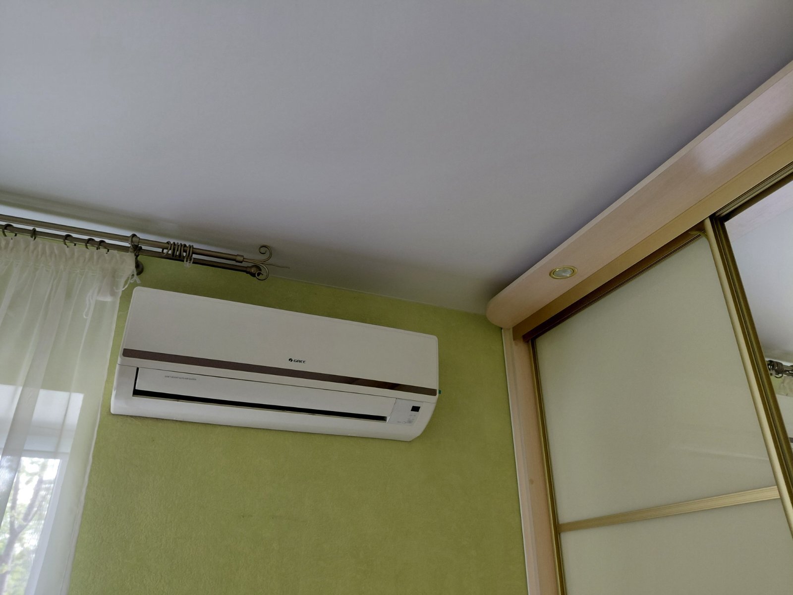 Продажа 2-комнатной квартиры 44 м², 23-го Августа ул., 11