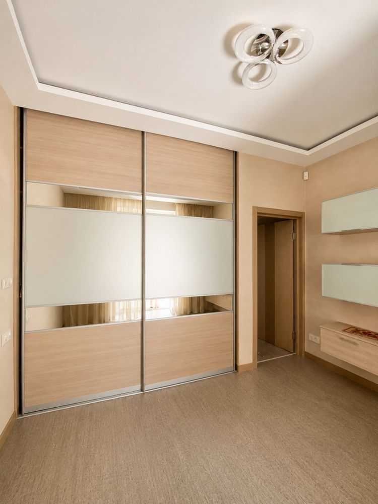 Продажа 3-комнатной квартиры 75 м², Джона Маккейна ул., 39А