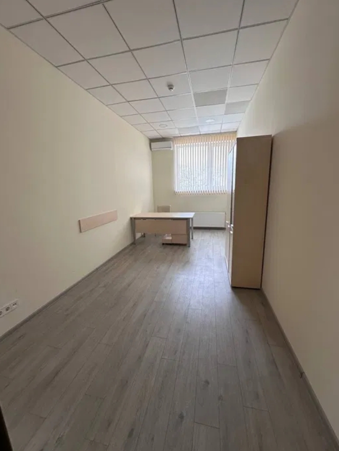 Оренда офісу 215 м², Столбовая вул.