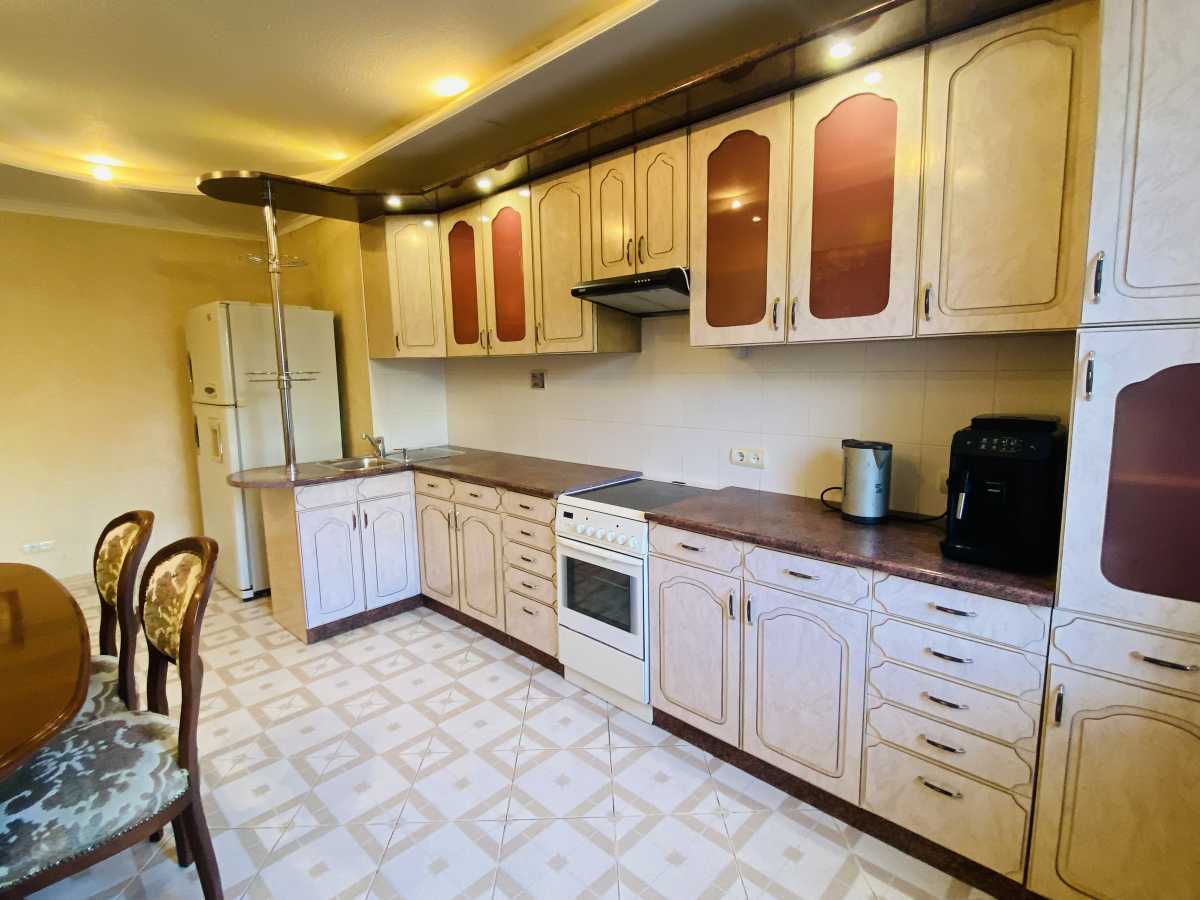 Продажа 3-комнатной квартиры 104 м², Бориса Гмыри ул., 9В