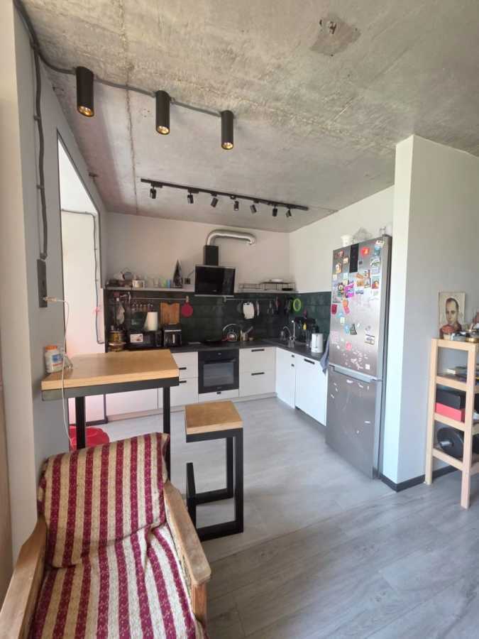 Продаж 3-кімнатної квартири 70 м², Героїв Небесної Сотні просп., 32/2