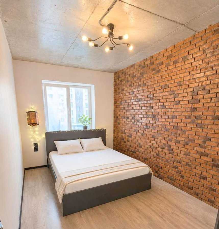 Продаж 3-кімнатної квартири 70 м², Героїв Небесної Сотні просп., 32/2