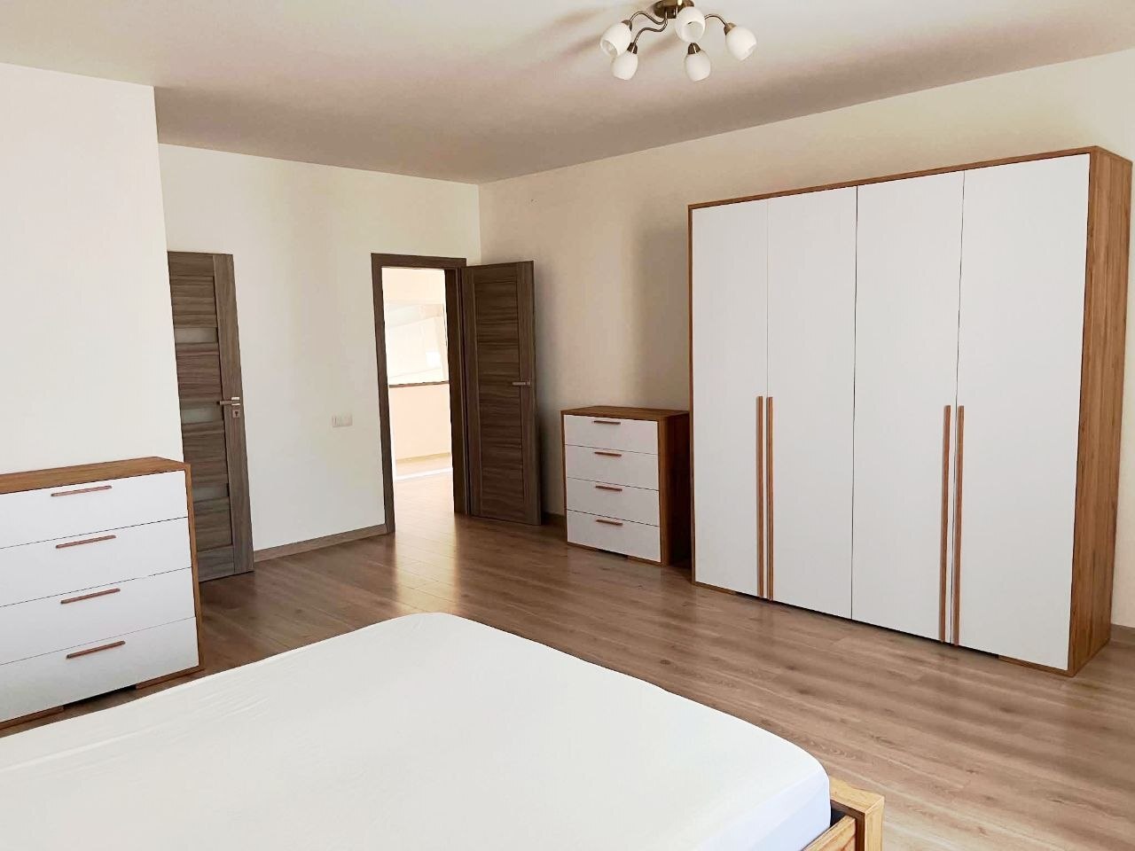 Аренда 3-комнатной квартиры 117 м², Днепровская наб., 26К