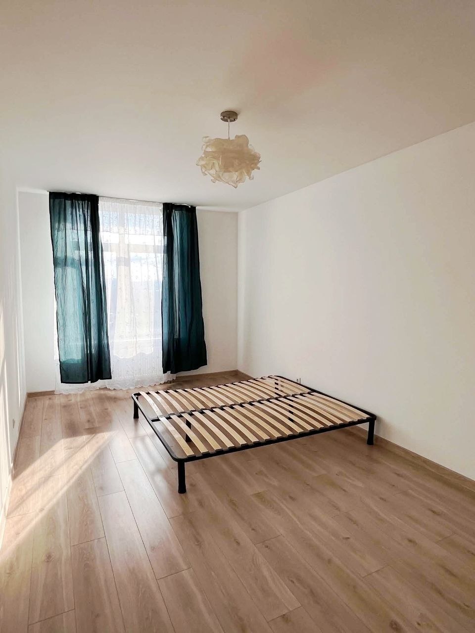 Аренда 3-комнатной квартиры 117 м², Днепровская наб., 26К