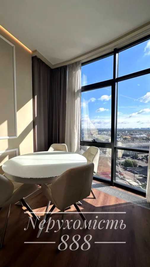 Продажа 2-комнатной квартиры 75 м², Олеговская ул., 1
