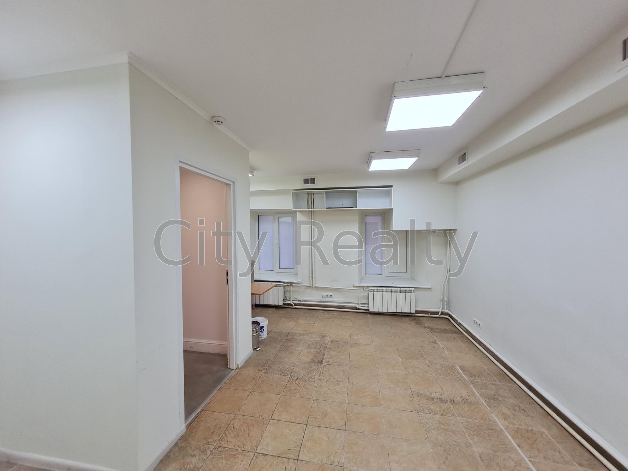 Оренда офісу 200 м², Ігорівська вул., 1/8