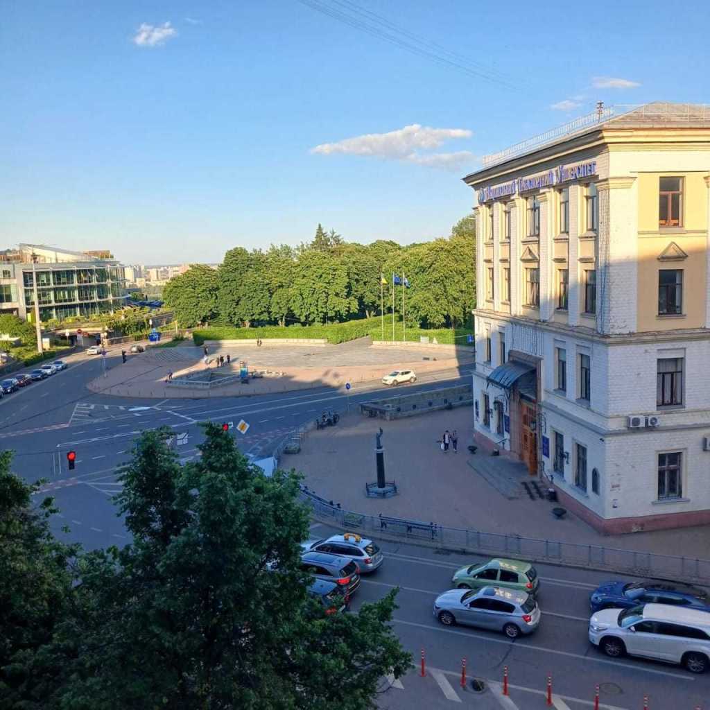 Аренда 2-комнатной квартиры 41 м², Ивана Мазепы ул., 18/29