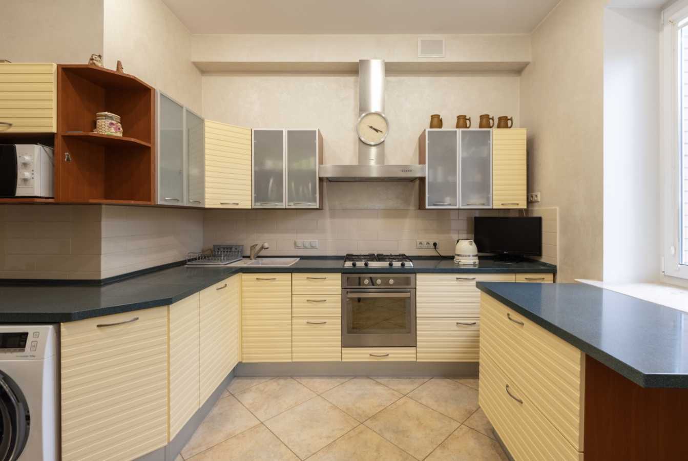 Продажа дома 300 м², Киево-Мироцкая ул., 34а