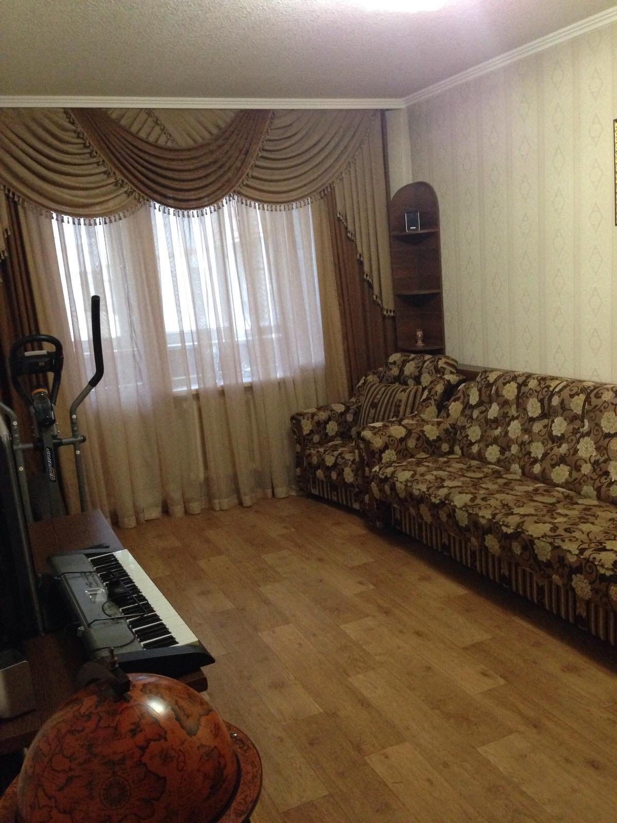 Аренда 3-комнатной квартиры 70 м², Институтский пер.
