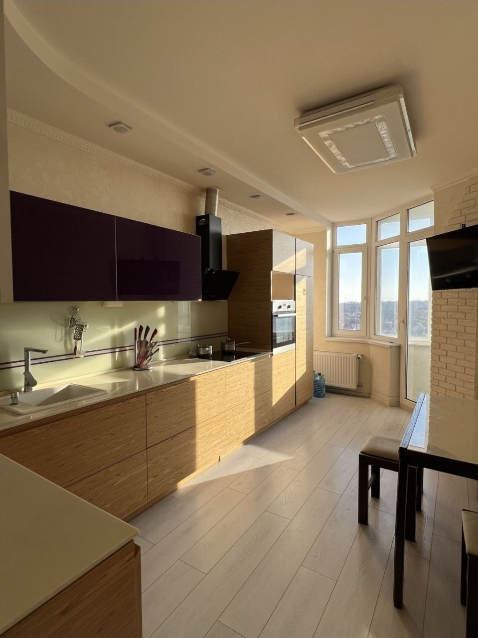 Продаж 1-кімнатної квартири 45 м², Жаботинского вул., 56А
