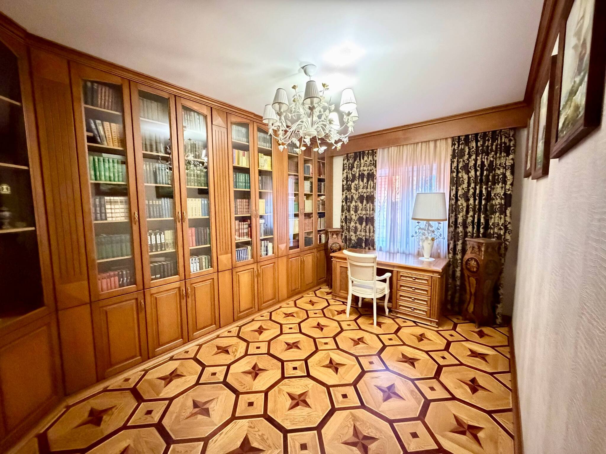 Оренда будинку 270 м², Реактивний пров.