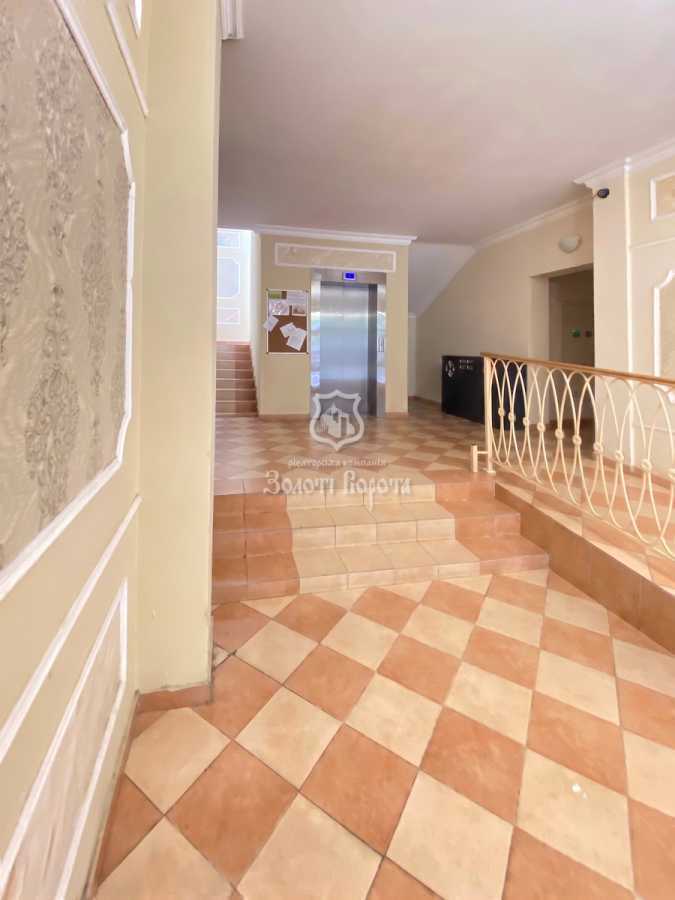 Продаж 2-кімнатної квартири 64.7 м², Західна вул., 10