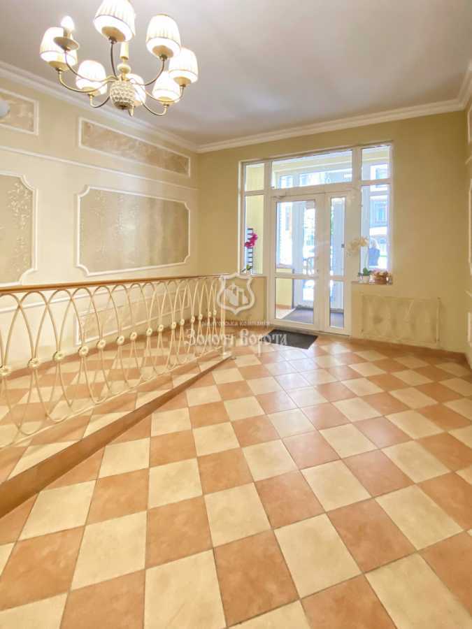 Продаж 2-кімнатної квартири 64.7 м², Західна вул., 10