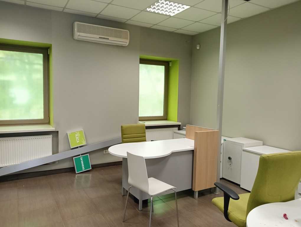 Продаж офісу 157.2 м², Жасміновий бул., 1