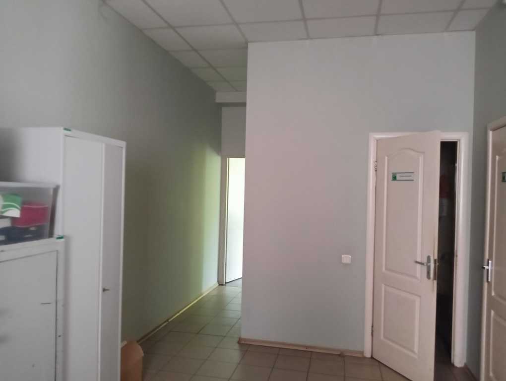Продаж офісу 157.2 м², Жасміновий бул., 1