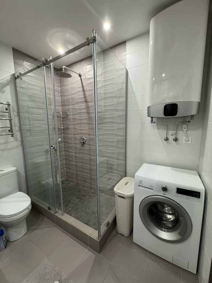 Продажа 1-комнатной квартиры 60 м², Владимира Наумовича ул., 6
