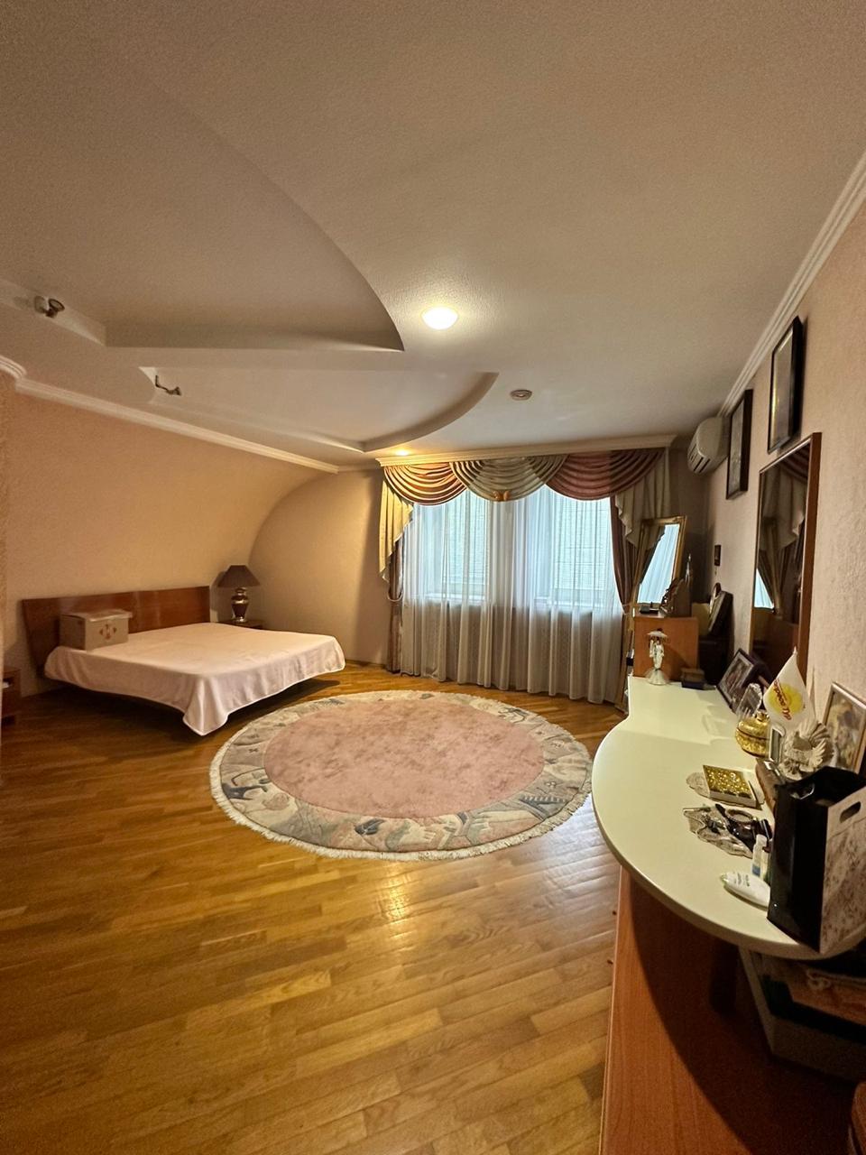 Продажа дома 433 м², Рудниченко ул.