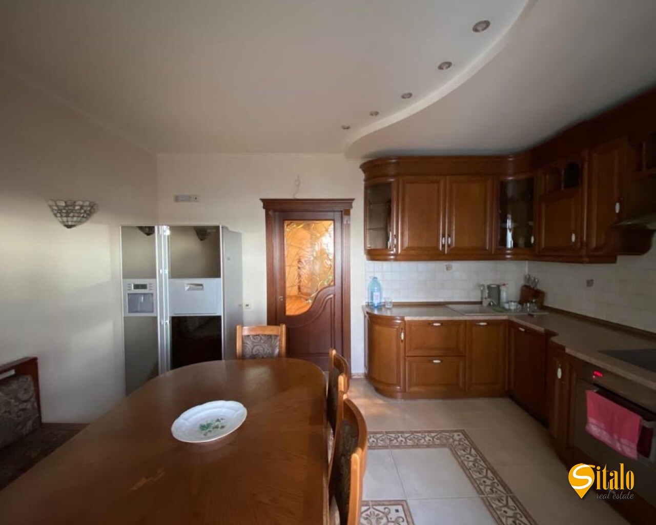 Продажа 3-комнатной квартиры 141.7 м², Победы просп., 107