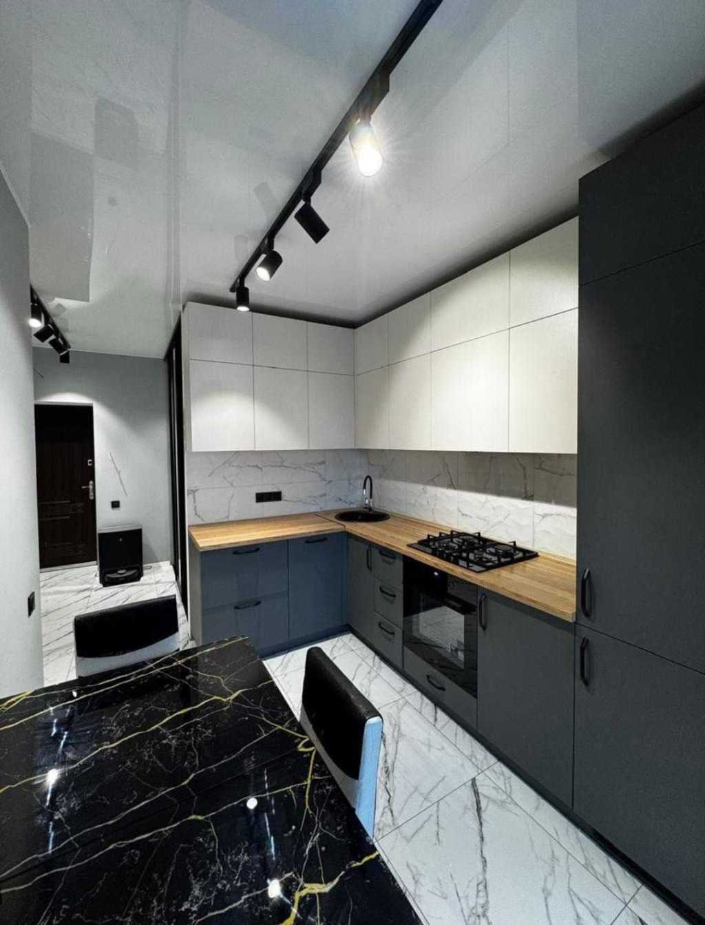 Продаж 1-кімнатної квартири 41 м², Мартинова просп.