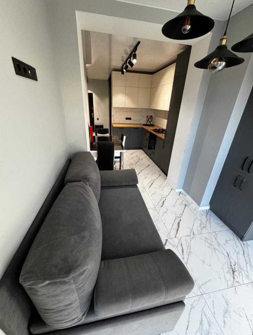 Продаж 1-кімнатної квартири 41 м², Мартинова просп.